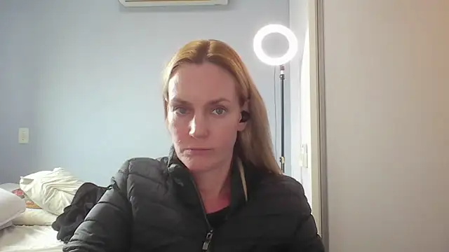 Annylove1 online show from 05/22/26, 04:34