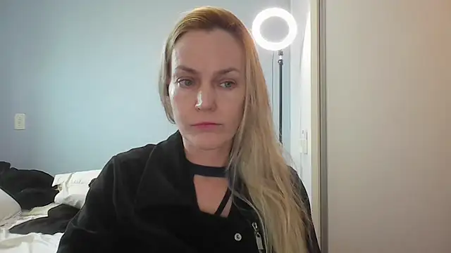 Annylove1 online show from 05/27/26, 10:45