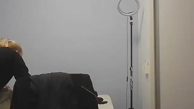 Annylove1 online show from 05/29/26, 12:08