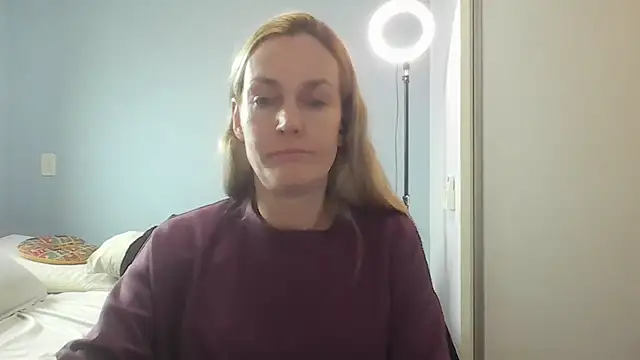 Annylove1 online show from 06/16/26, 12:30