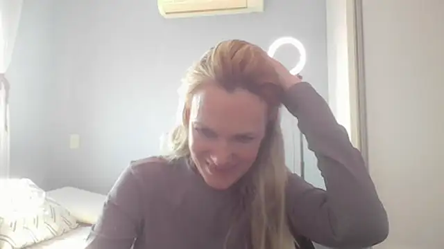 Annylove1 online show from 07/06/26, 05:04