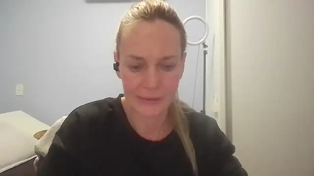 Annylove1 online show from 07/12/26, 12:34