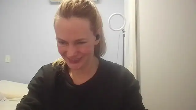 Annylove1 online show from 07/13/26, 12:24