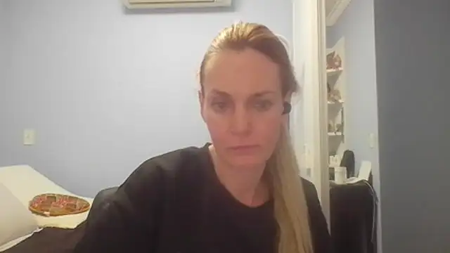 Annylove1 online show from 07/19/26, 12:25