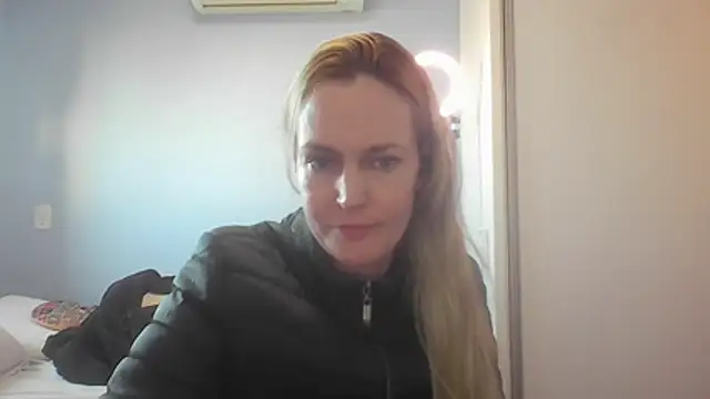 Annylove1 online show from 07/20/26, 10:50
