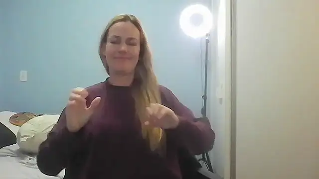Annylove1 online show from 07/28/26, 11:17