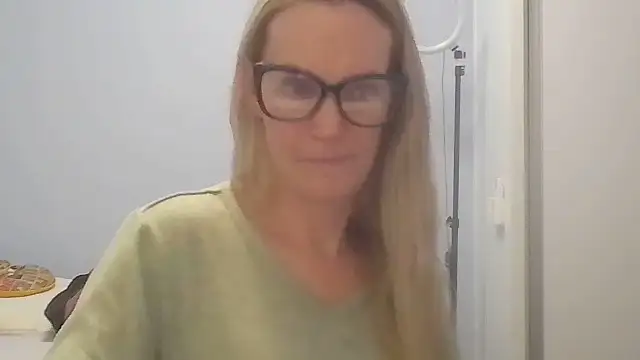 Annylove1 online show from 07/29/26, 11:58