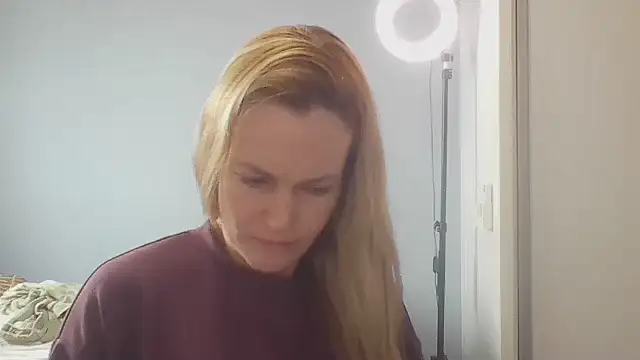 Annylove1 online show from 07/30/26, 12:15