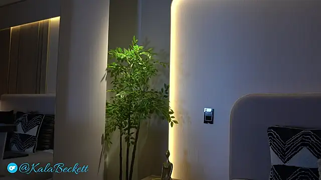 Snapshot of KalaBeckett_ chatting on 04/16/26, 12:06 KalaBeckett online show from 04/16/26, 12:06