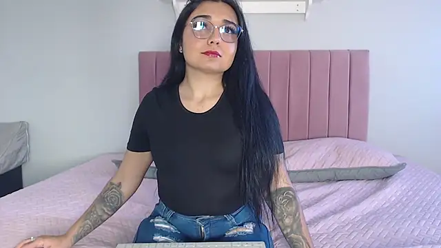 Snapshot of Danii_vg1 chatting on 05/22/26, 12:22 Danii vg1 online show from 05/22/26, 12:22