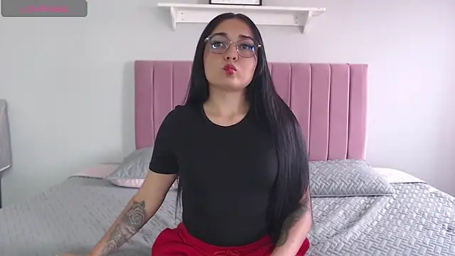 Snapshot of Danii_vg1 chatting on 05/28/26, 12:24 Danii vg1 online show from 05/28/26, 12:24