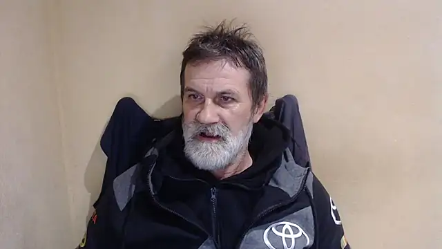 AlexNudo online show from 10/16/25, 08:04