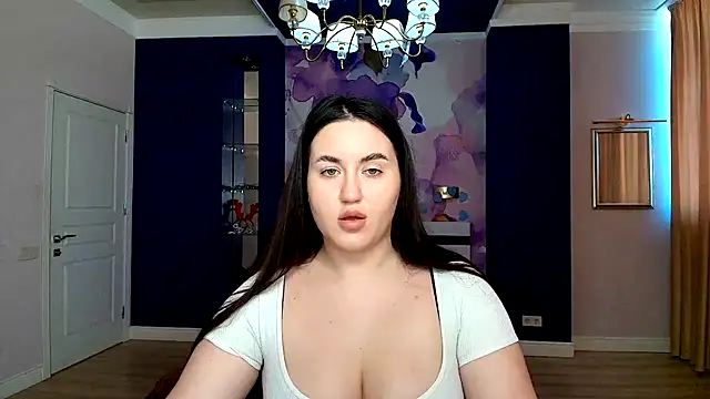 Roxie Bradley online show from 03/08/25, 06:32