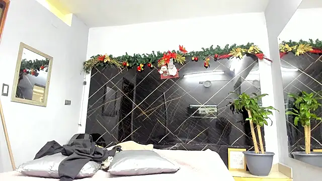 Sinthia Collins online show from 12/05/24, 11:38