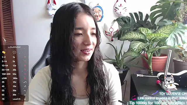 Snapshot of cat_salo chatting on 12/17/24, 03:39 cat salo online show from 12/17/24, 03:39