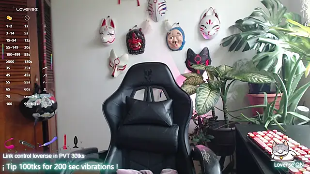 Snapshot of cat_salo chatting on 09/19/25, 12:28 cat salo online show from 09/19/25, 12:28