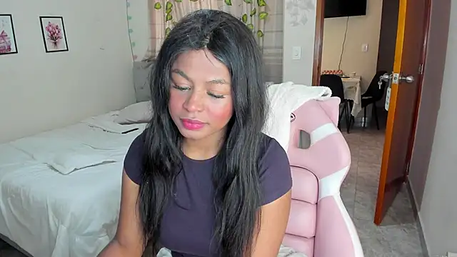 charlott7 online show from 11/21/25, 07:23