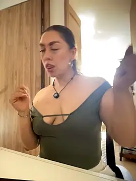 Im sophiie online show from 06/14/26, 06:43