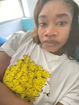 Snapshot of _yisela_ chatting on 11/16/25, 08:25 yisela online show from 11/16/25, 08:25