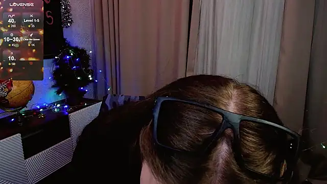 Snapshot of touch_me_bb chatting on 12/20/24, 02:08 touch me bb online show from 12/20/24, 02:08