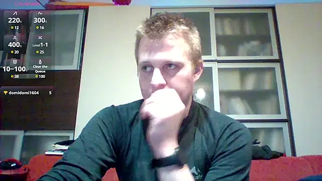 Matttthees online show from 12/31/24, 01:04