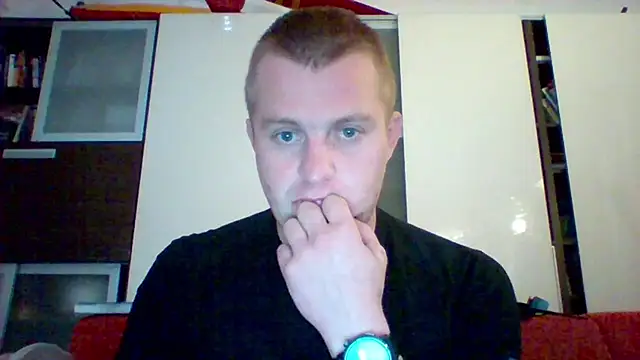 Snapshot of Matttthees chatting on 10/16/25, 04:19 Matttthees online show from 10/16/25, 04:19