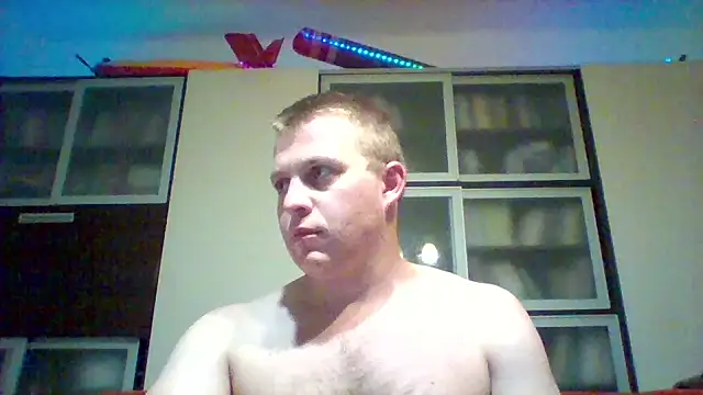 Snapshot of Matttthees chatting on 11/01/25, 08:55 Matttthees online show from 11/01/25, 08:55