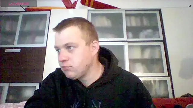 Snapshot of Matttthees chatting on 11/02/25, 03:58 Matttthees online show from 11/02/25, 03:58