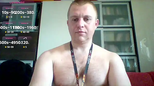 Snapshot of Matttthees chatting on 11/22/25, 08:35 Matttthees online show from 11/22/25, 08:35