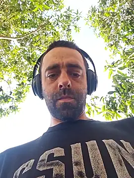 Snapshot of BigDickRickyB69 chatting on 11/10/25, 11:15 BigDickRickyB69 online show from 11/10/25, 11:15