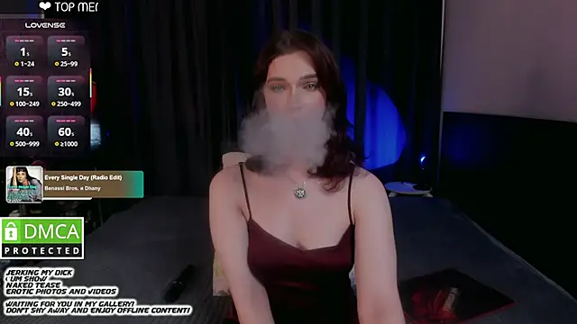 Lee Loo online show from 09/09/25, 02:38