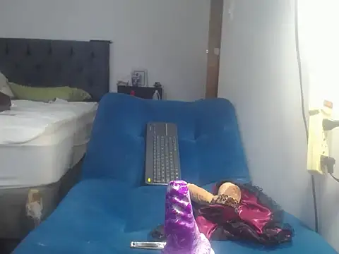 Snapshot of angellsexx20 chatting on 02/05/25, 09:07 angellsexx20 online show from 02/05/25, 09:07