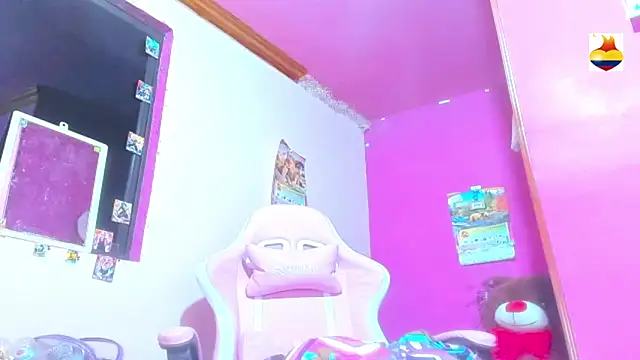 Snapshot of BARBYCHOCOLAT chatting on 09/14/25, 01:43 BARBYCHOCOLAT online show from 09/14/25, 01:43