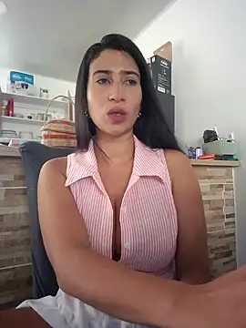 lady-rosse online show from 09/28/25, 05:07