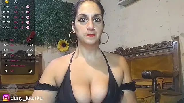 Bellydancerhot online show from 01/15/25, 04:47