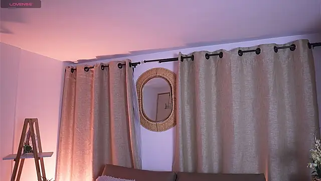 Valeriestyle online show from 11/17/25, 03:56