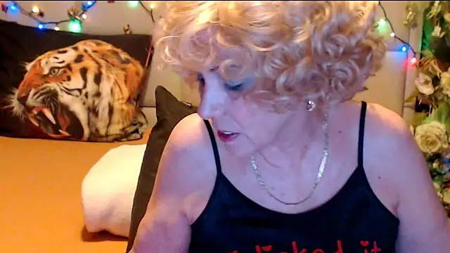 HappyWomanOn online show from 02/09/26, 09:24