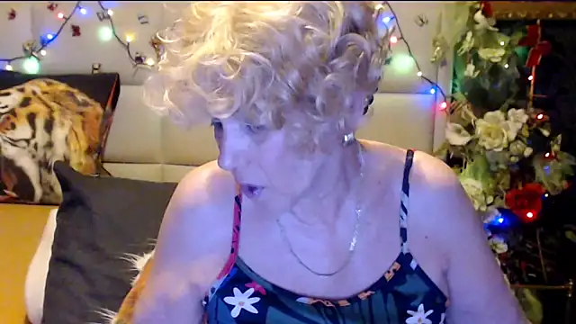 HappyWomanOn online show from 02/19/26, 09:38