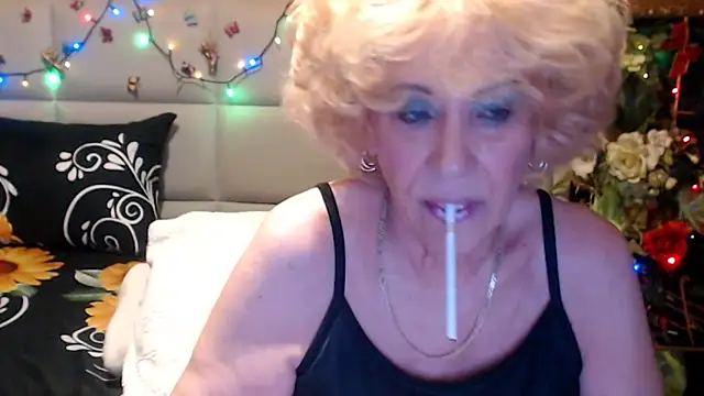 HappyWomanOn online show from 05/17/26, 09:06