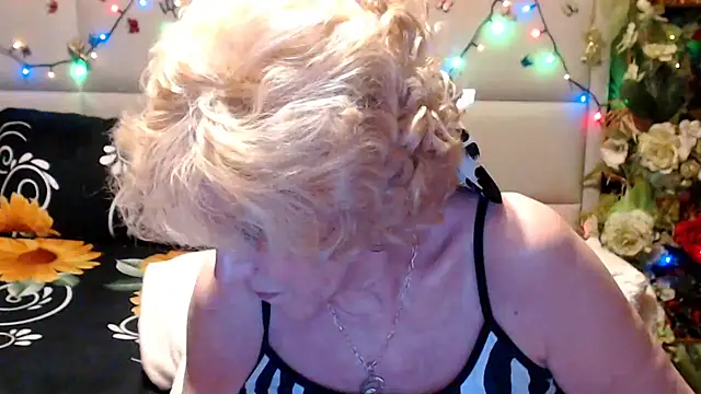 HappyWomanOn online show from 05/23/26, 09:19