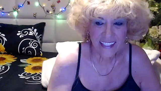 HappyWomanOn online show from 05/24/26, 09:25