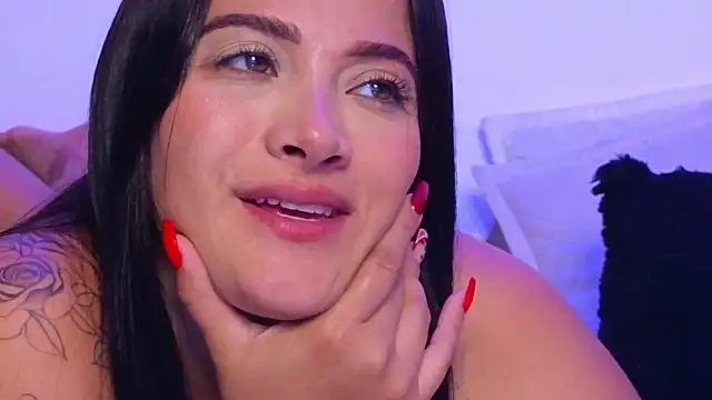 Snapshot of Marianaa_Lopezz chatting on 12/27/24, 10:48 Marianaa Lopezz online show from 12/27/24, 10:48