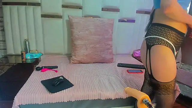 ArianaSmith69 online show from 02/19/25, 02:12