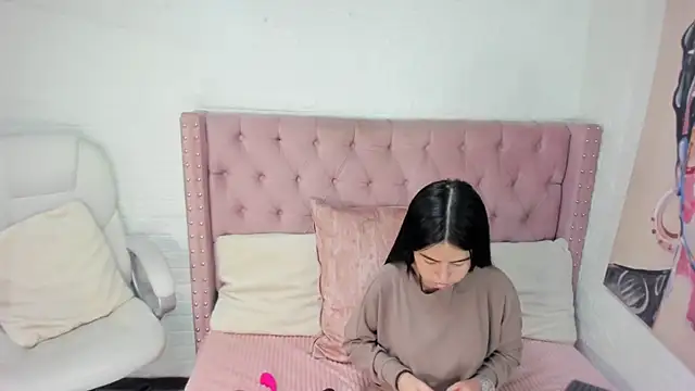 ArianaSmith69 online show from 02/22/25, 02:30