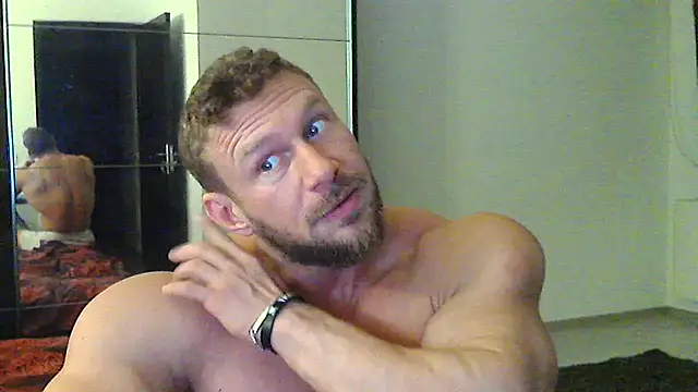 muscularkevin online show from 12/07/24, 04:42