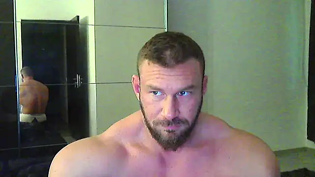 Snapshot of muscularkevin chatting on 02/01/26, 02:37 muscularkevin online show from 02/01/26, 02:37