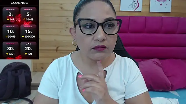 Katha Marck online show from 12/17/24, 02:44