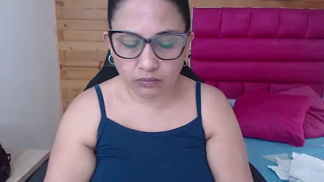 Katha Marck online show from 12/24/24, 03:37