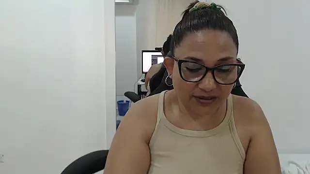 Katha Marck online show from 09/13/25, 07:57