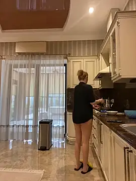 Amazoniiaa online show from 01/30/25, 07:39